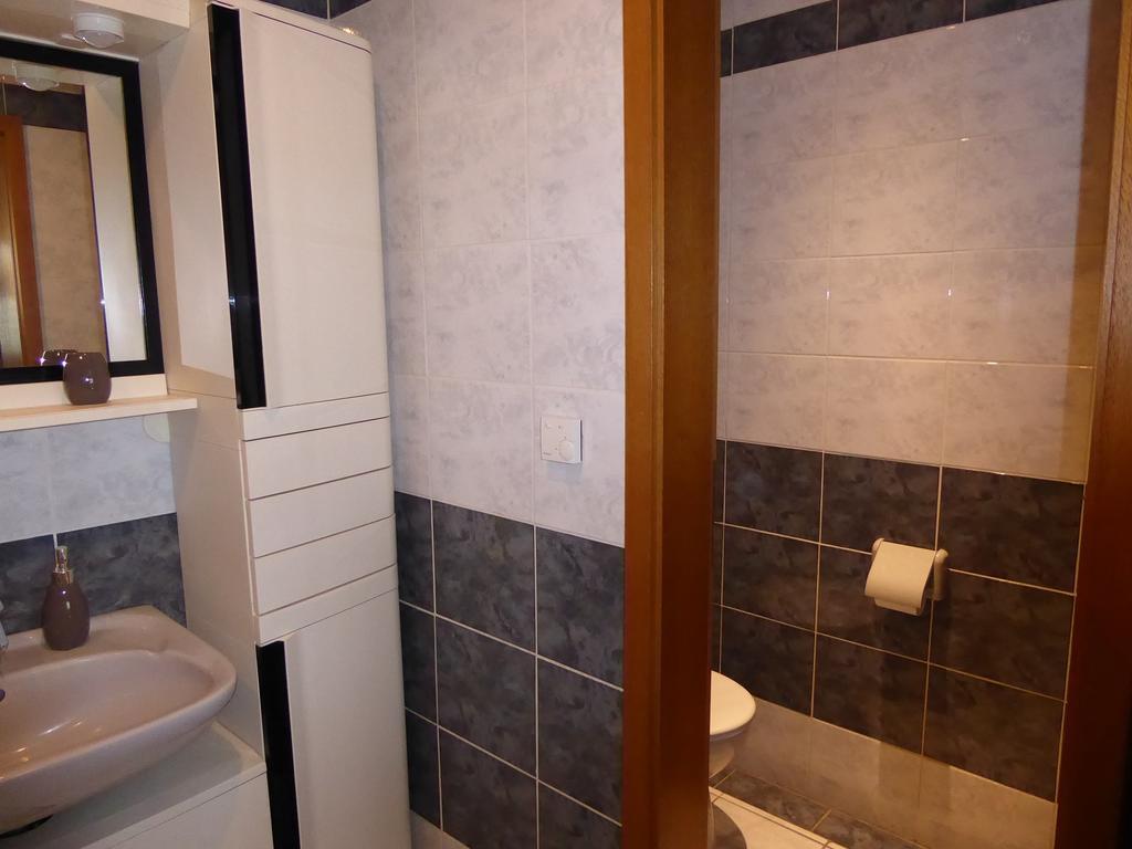 Ferienwohnung David Lorch am Rhein Bagian luar foto